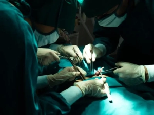 جراحی کیست تخمدان